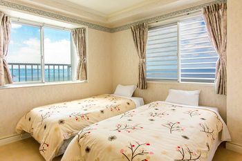 Okinawa Ocean Front Hotel 3*