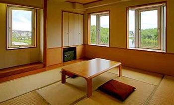Shiga Lake Hotel 3*