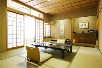 Arima Hot spring Ryokan Hanamusubi 4*