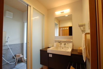 Arima Hot spring Ryokan Hanamusubi 4*