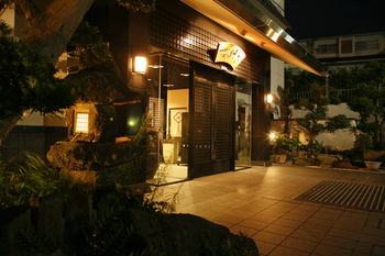 Arima Hot spring Ryokan Hanamusubi 4*