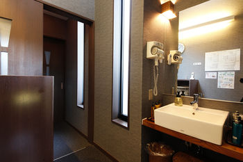 Arima Hot spring Ryokan Hanamusubi 4*