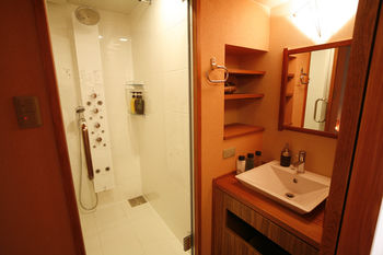 Arima Hot spring Ryokan Hanamusubi 4*