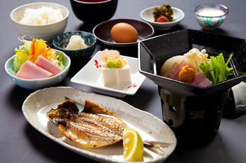 Yufuin Yawaraginosato Yadoya 3*