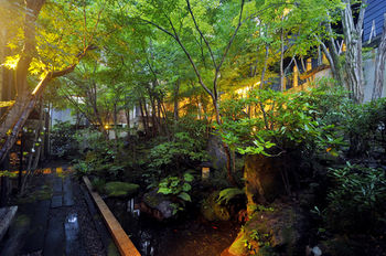 Beppu Kankaiji Onsen Ryotei Matsubaya 3*