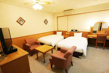 Green Rich Hotel Aso Kumamoto Airport Artificial Hot Spring Futamata Yunohana 3*