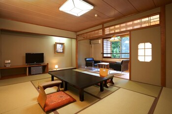 Tsukagoshiyashichibee 3*