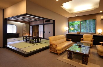 Tsukagoshiyashichibee 3*