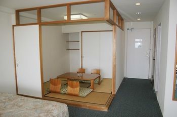 YU-FURI IZUKOGEN 3*