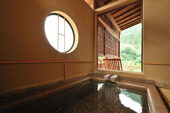 Shima Onsen YOSHIMOTO 4*