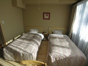 Minshuku Inn Shirahama Ekinoyado 3*