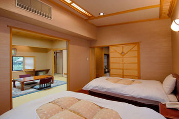 Yufuin Baien Garden Resort 3*