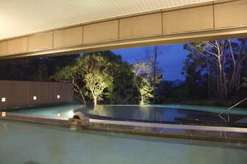 Shirahama Coganoi Resort&Spa 4*