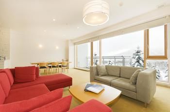 Niseko Landmark View 0*