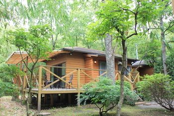Yufuin Tsukahara Kogen Sanso Donguri 2*