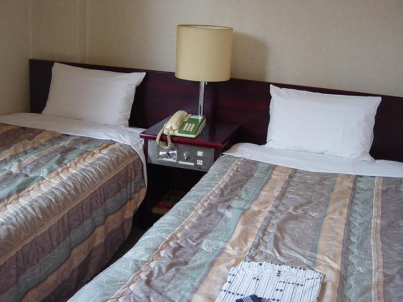 Business Hotel Shuttle 2*