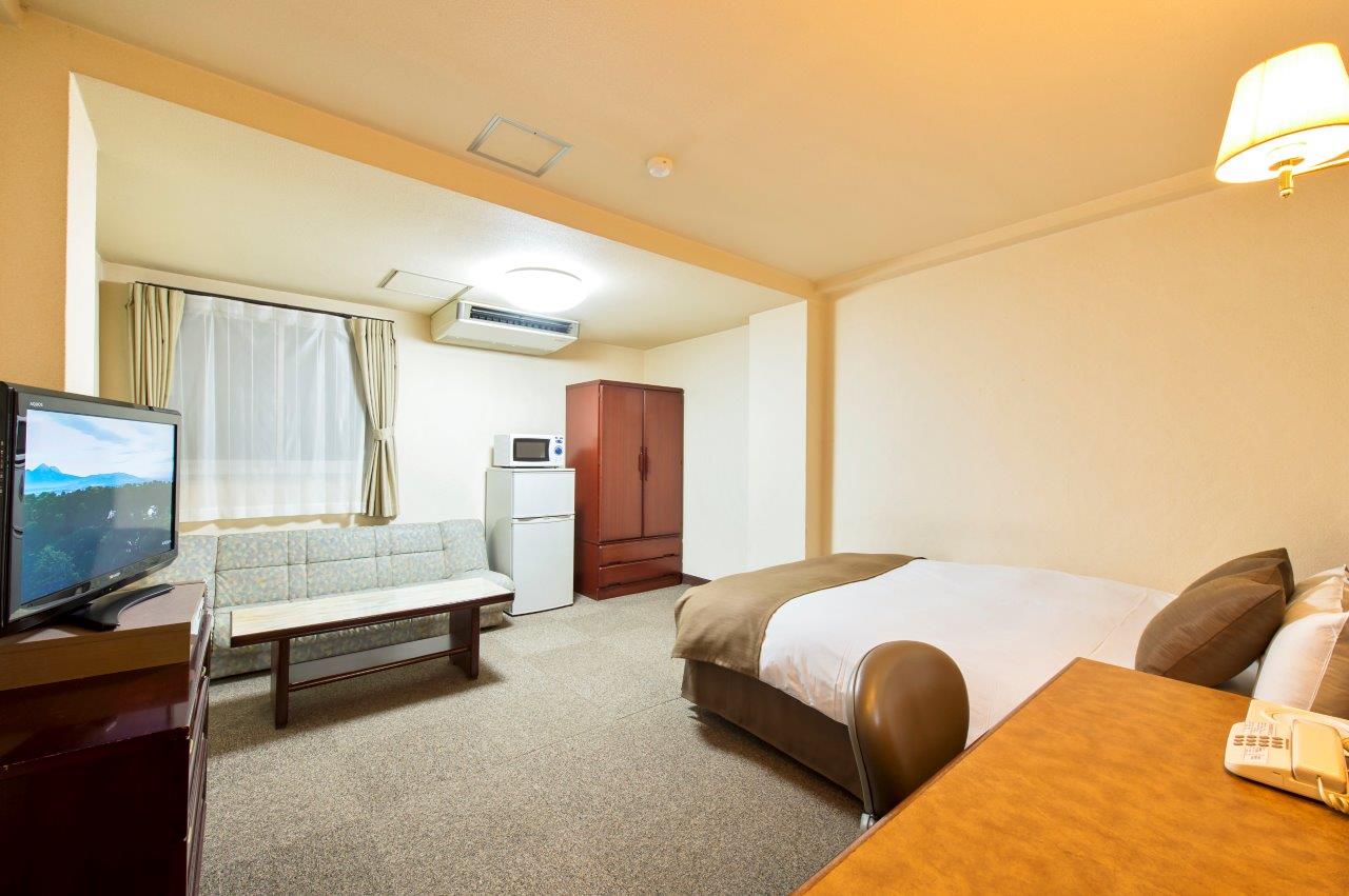 Hotel Yokosuka 3*