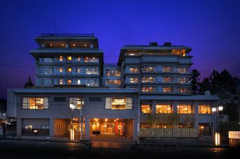 Kaminoyama Azumaya 3*