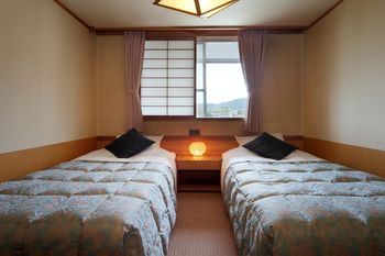 Kaminoyama Azumaya 3*