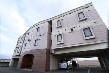 HOTEL Rakuserina 2*