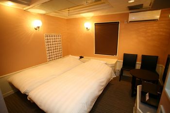 HOTEL Rakuserina 2*