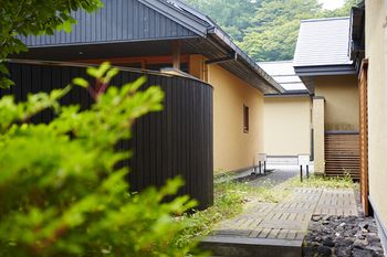 HOSHINOYA Karuizawa 0*