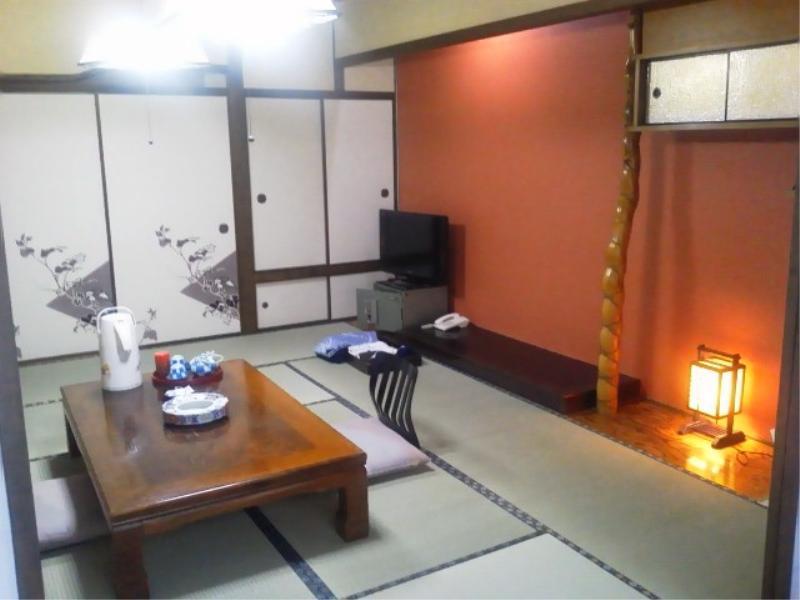 Mochizuki Ryokan 3*