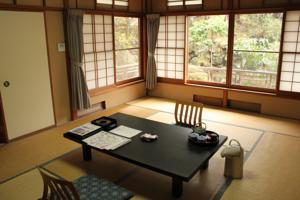 Yugawara Onsen Seiranso 1*