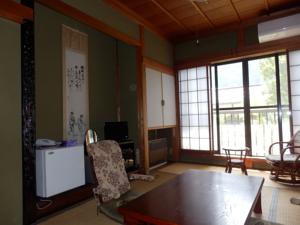 Gokayama Ryokan Yoshinoya 2*