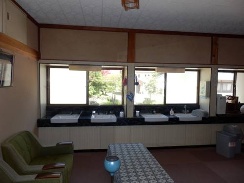 Gokayama Ryokan Yoshinoya 2*