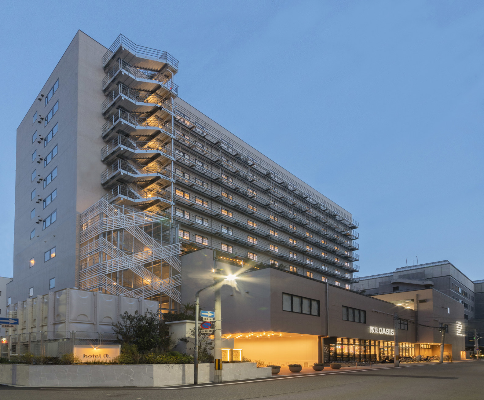 Hotel It. Osaka Shinmachi 3*