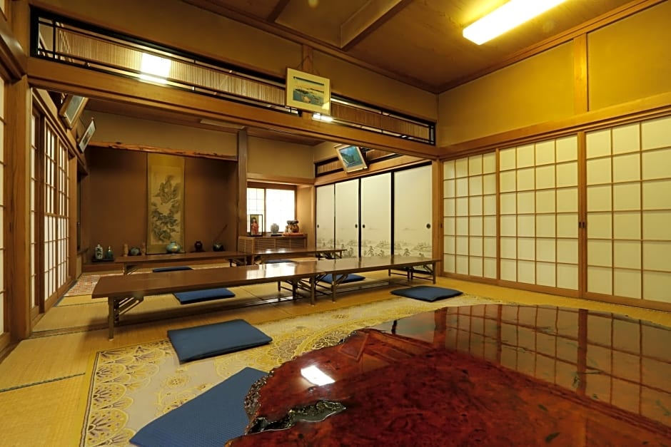 Minshuku Miyama 2*