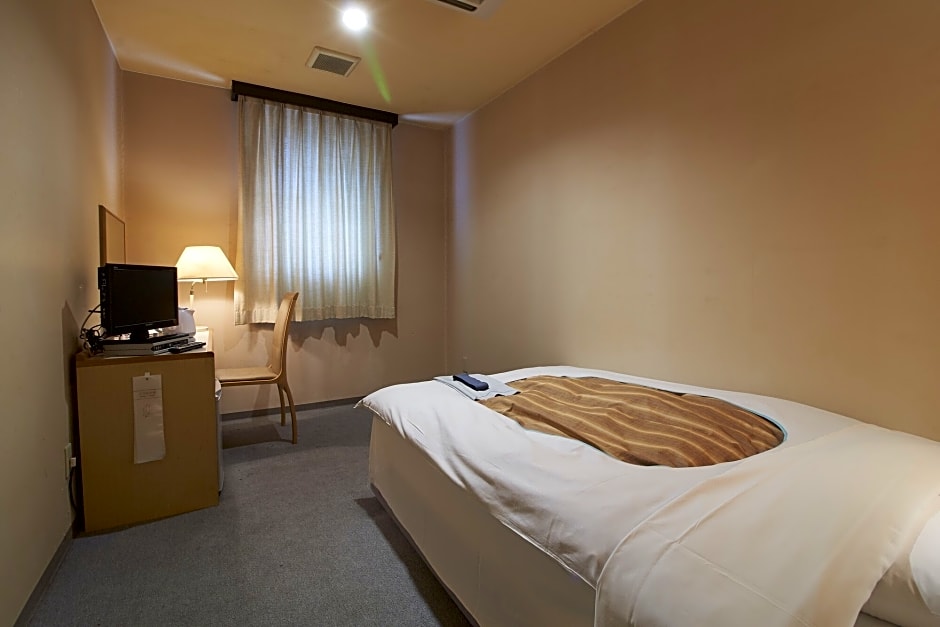 Hotel Four C'S 2*