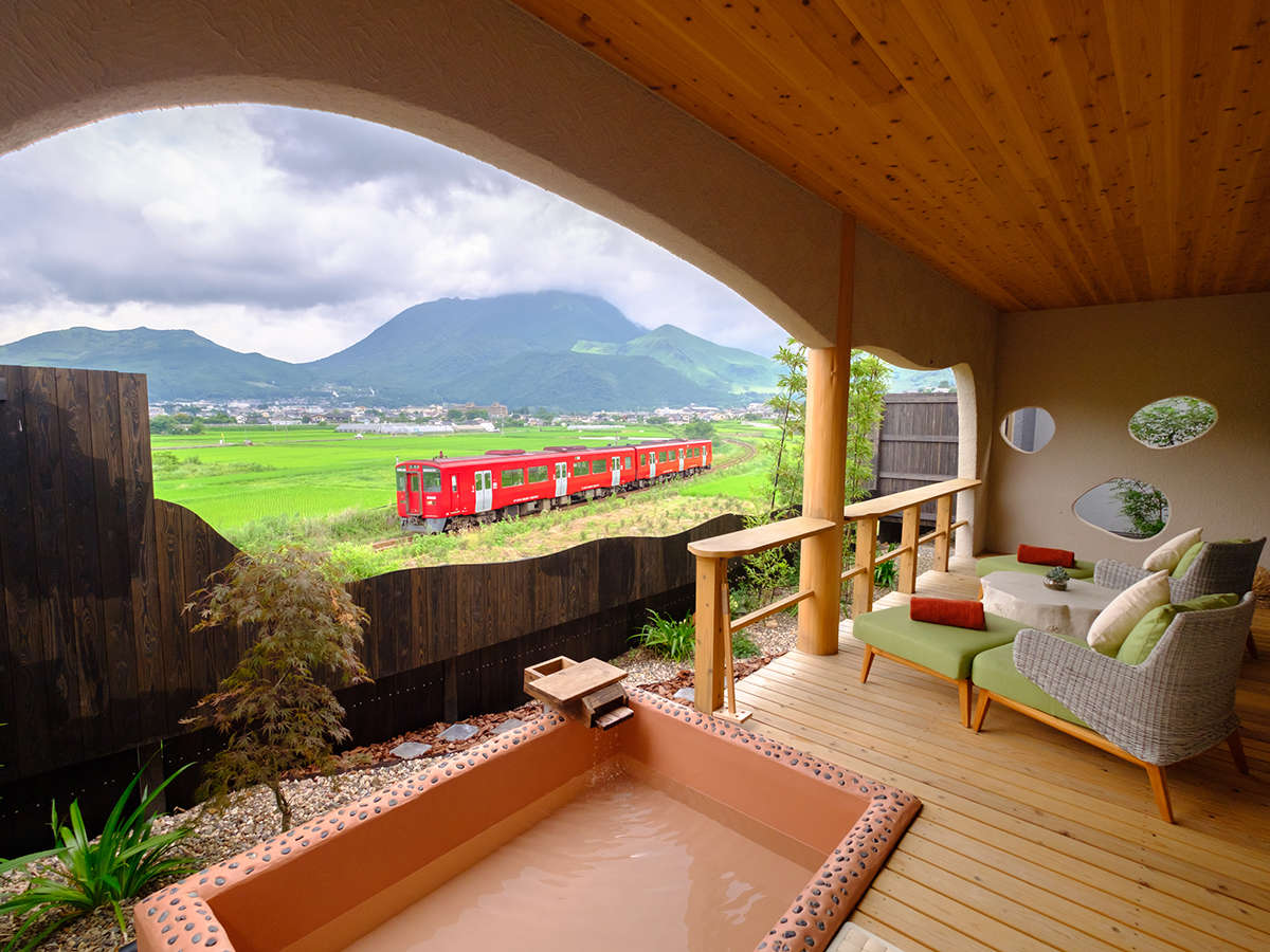 Yufuin Luxury Villa -zakuro- 3*