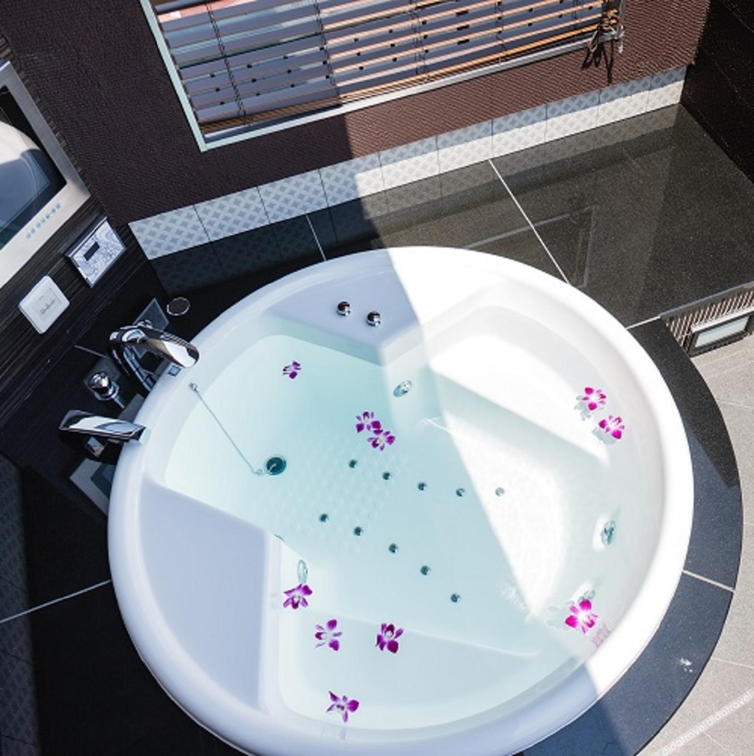 Hotels & Resort Feel 3*