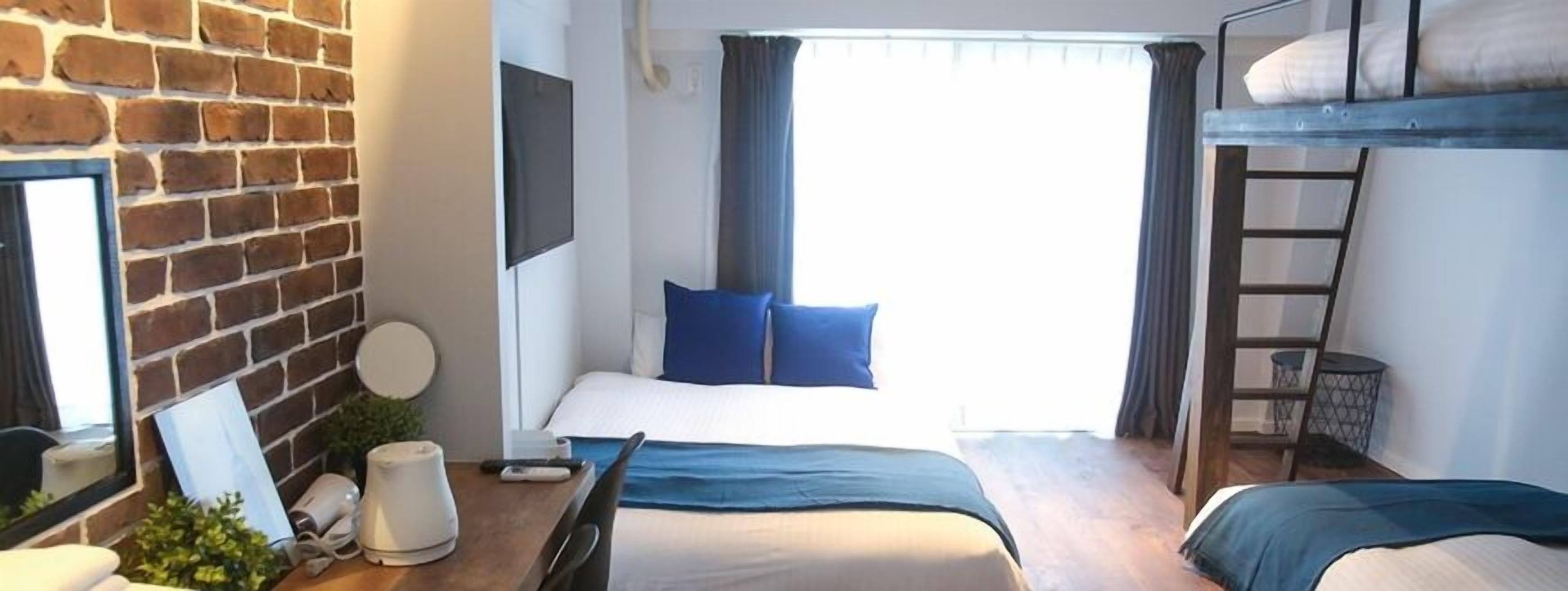 N.33 Hakata Sta. River Side 2*