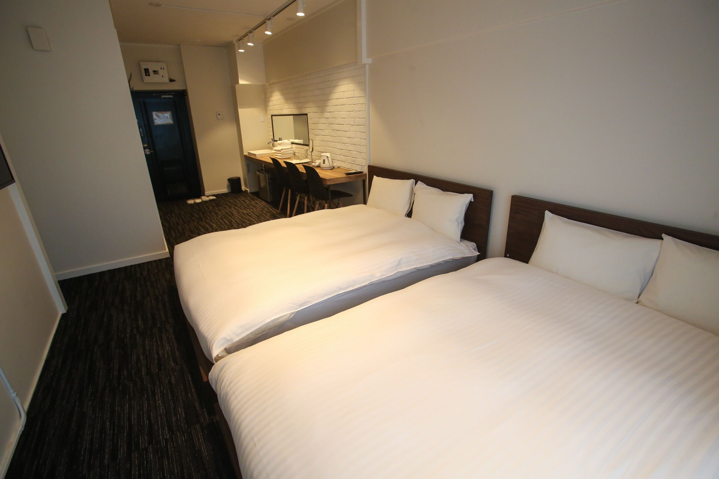 N.33 Hakata Sta. River Side 2*