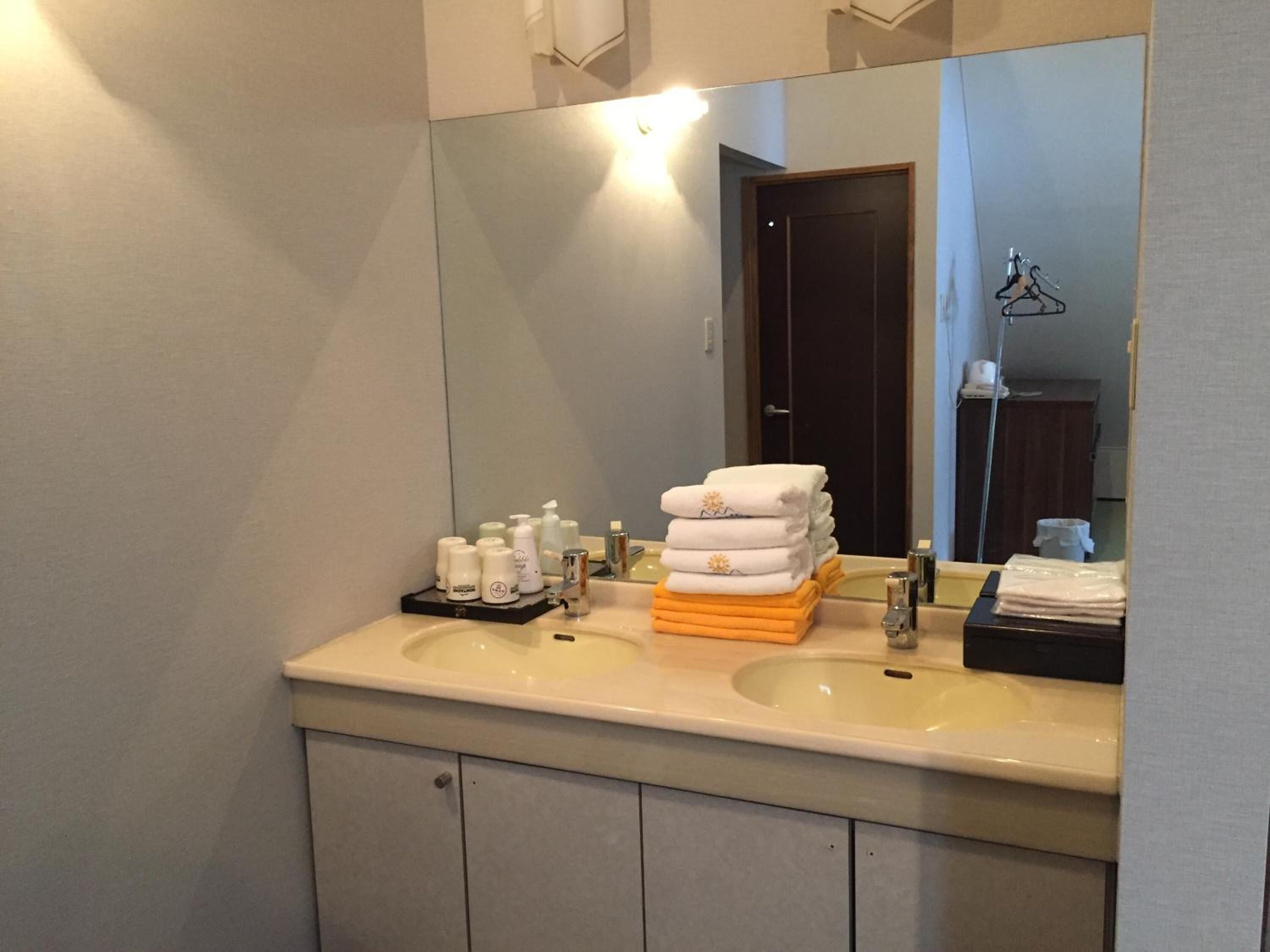Hakuba Sunvalley Hotel 3*