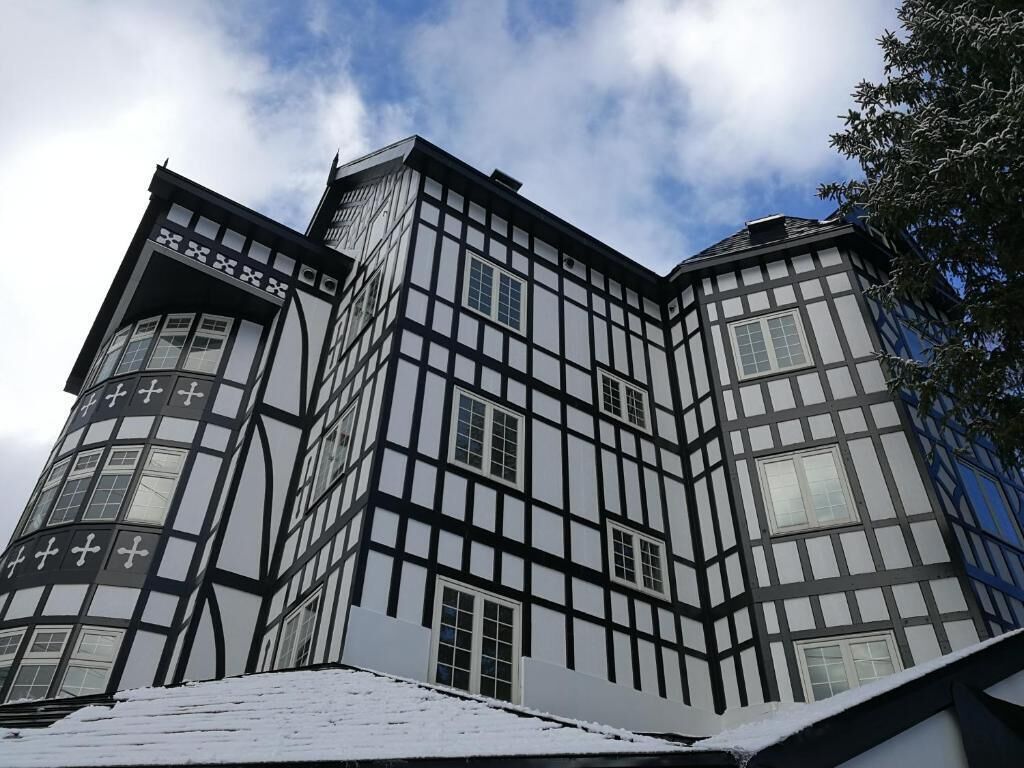 Hakuba Sunvalley Hotel 3*