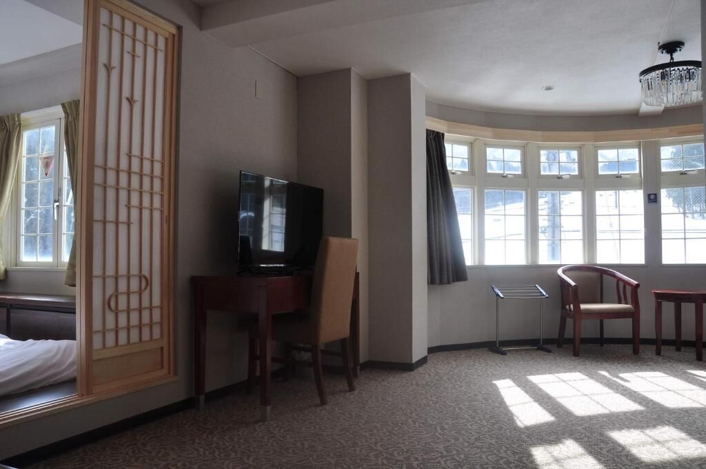 Hakuba Sunvalley Hotel 3*