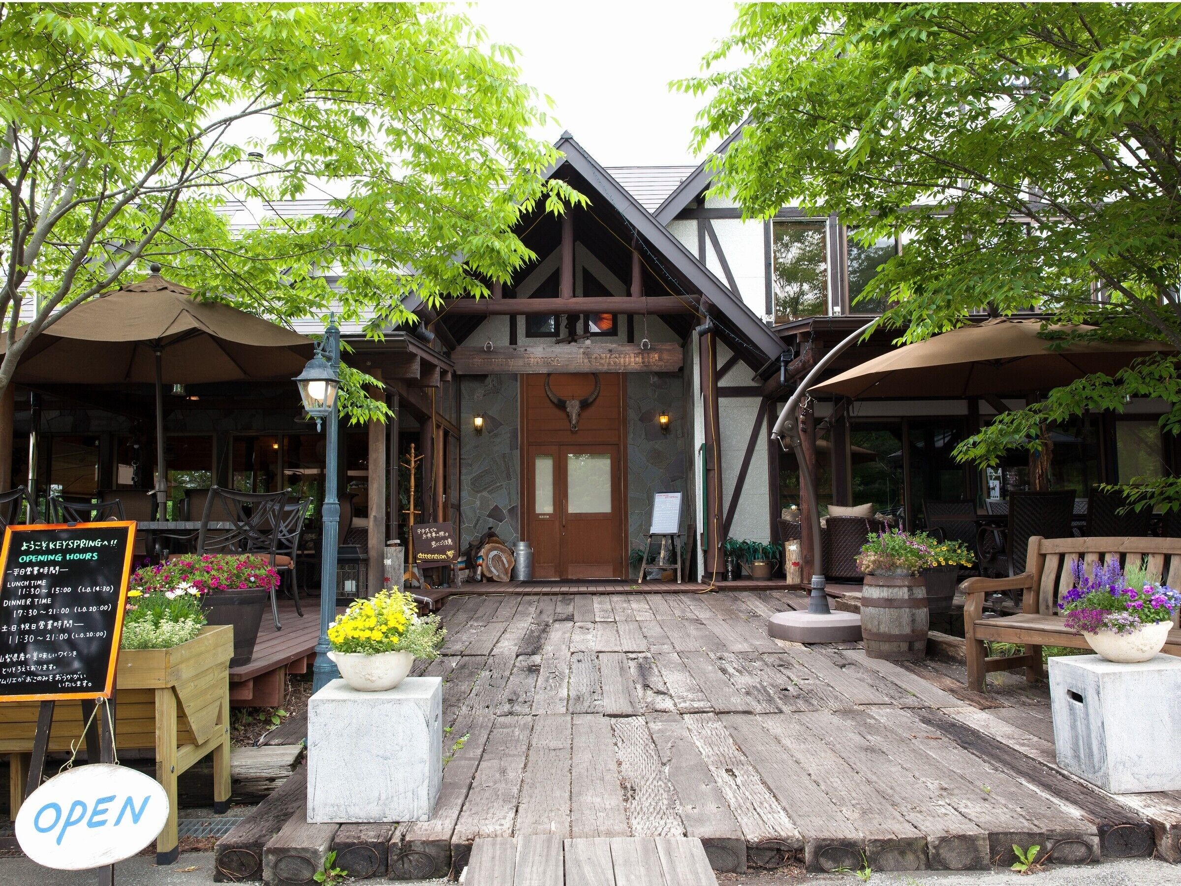 Lodge Atelier 0*