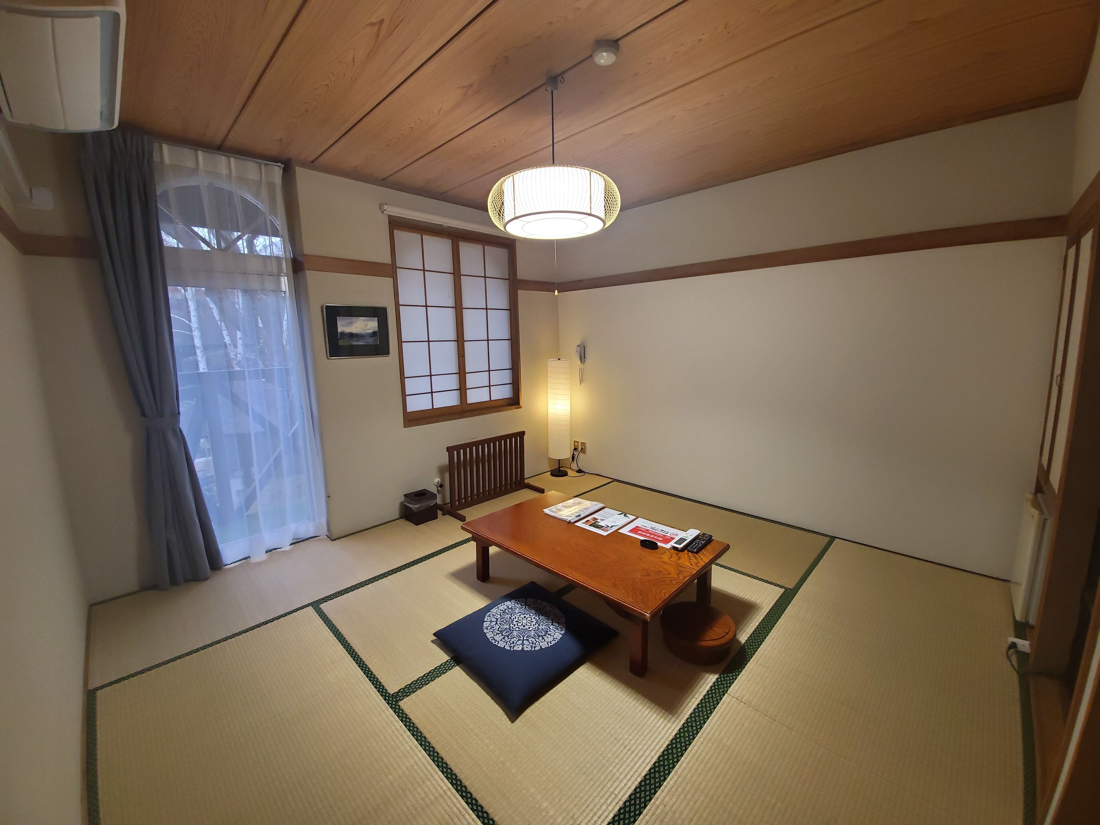 Lodge Atelier 0*