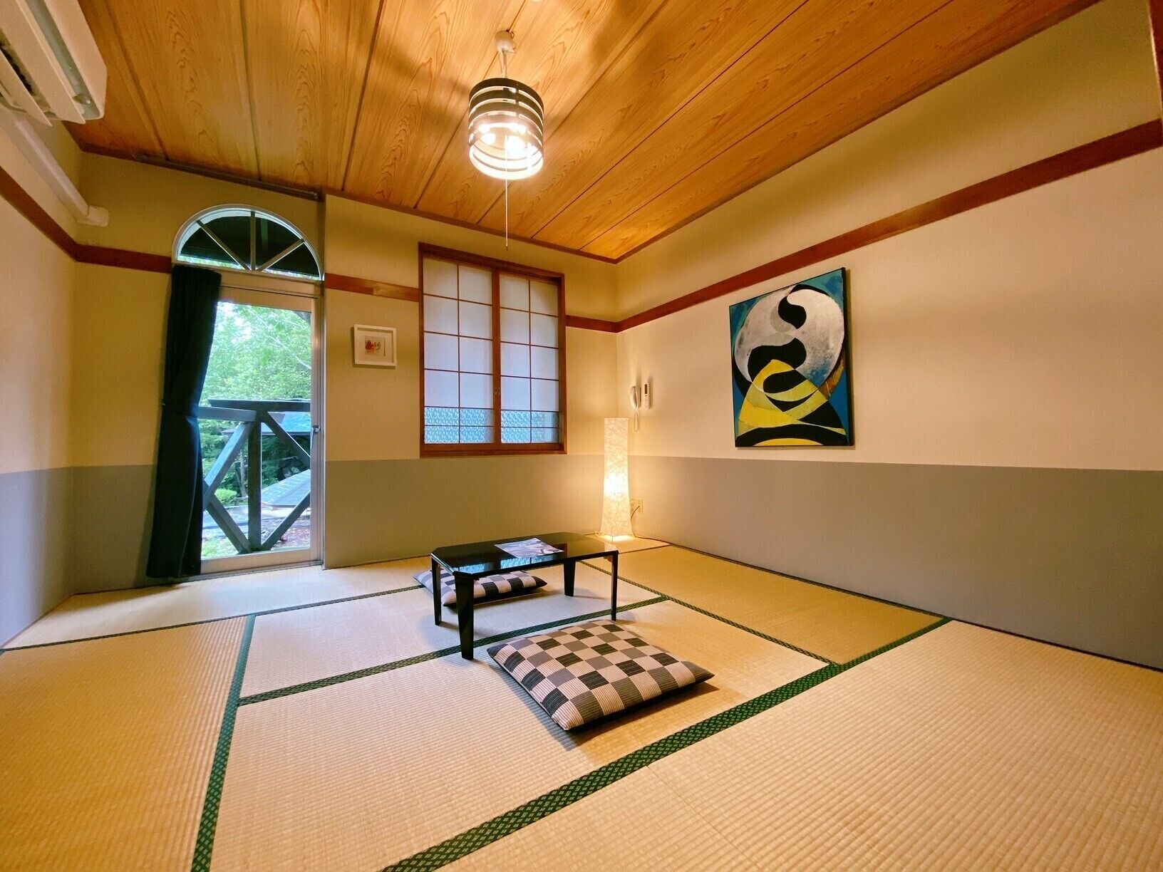Lodge Atelier 0*