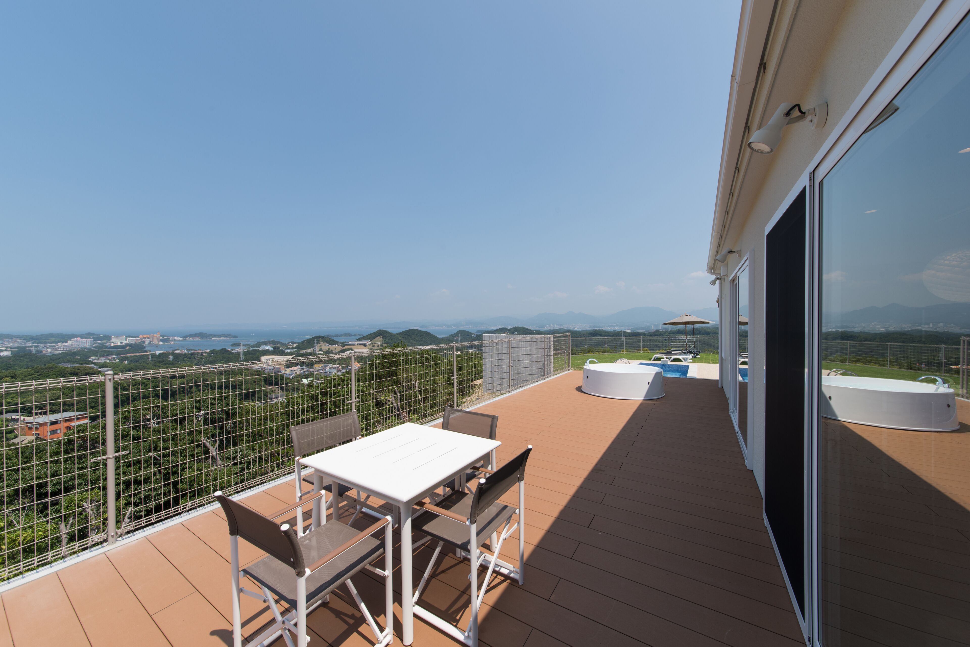 Crystal Villa SHIRAHAMA 3*