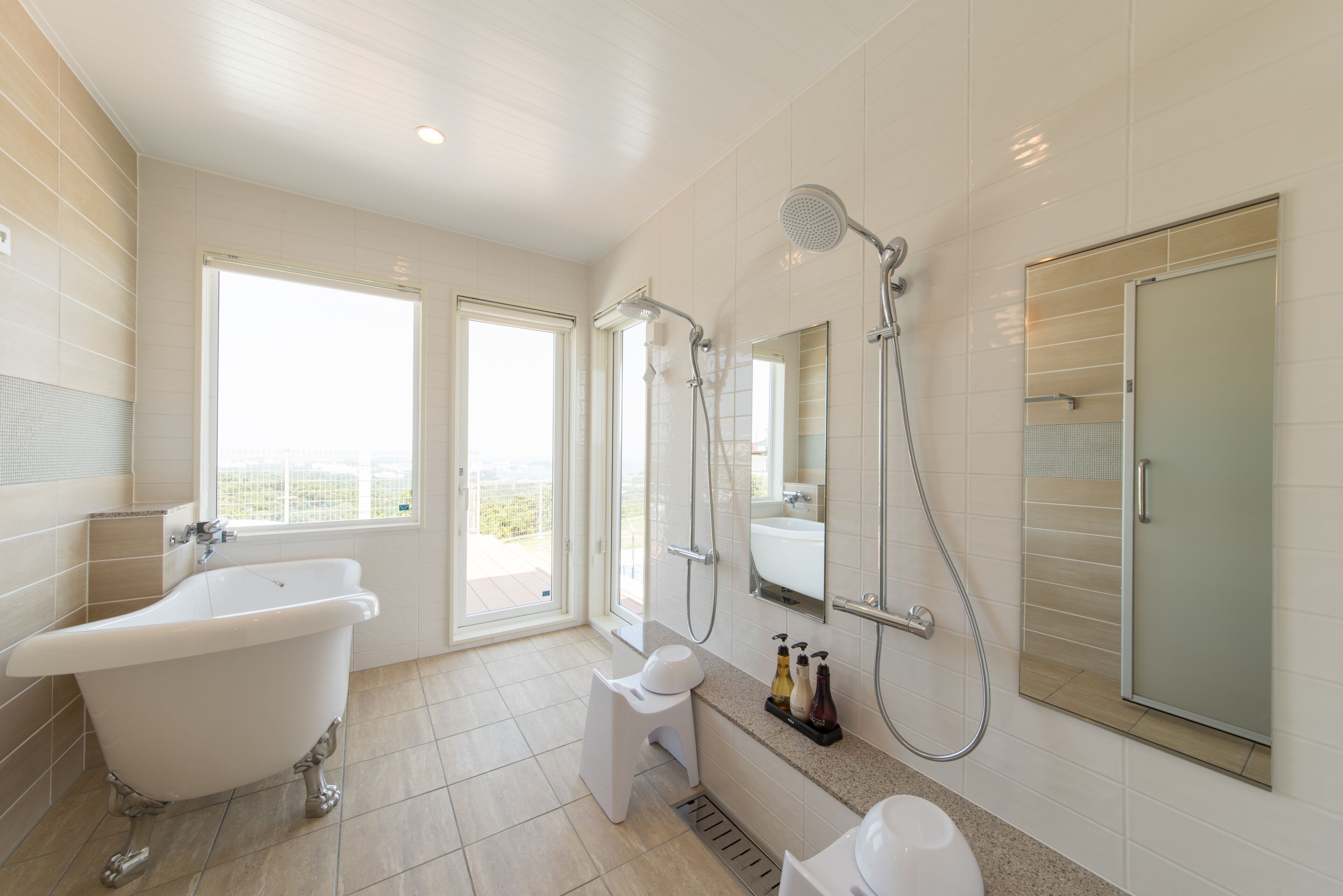 Crystal Villa SHIRAHAMA 3*