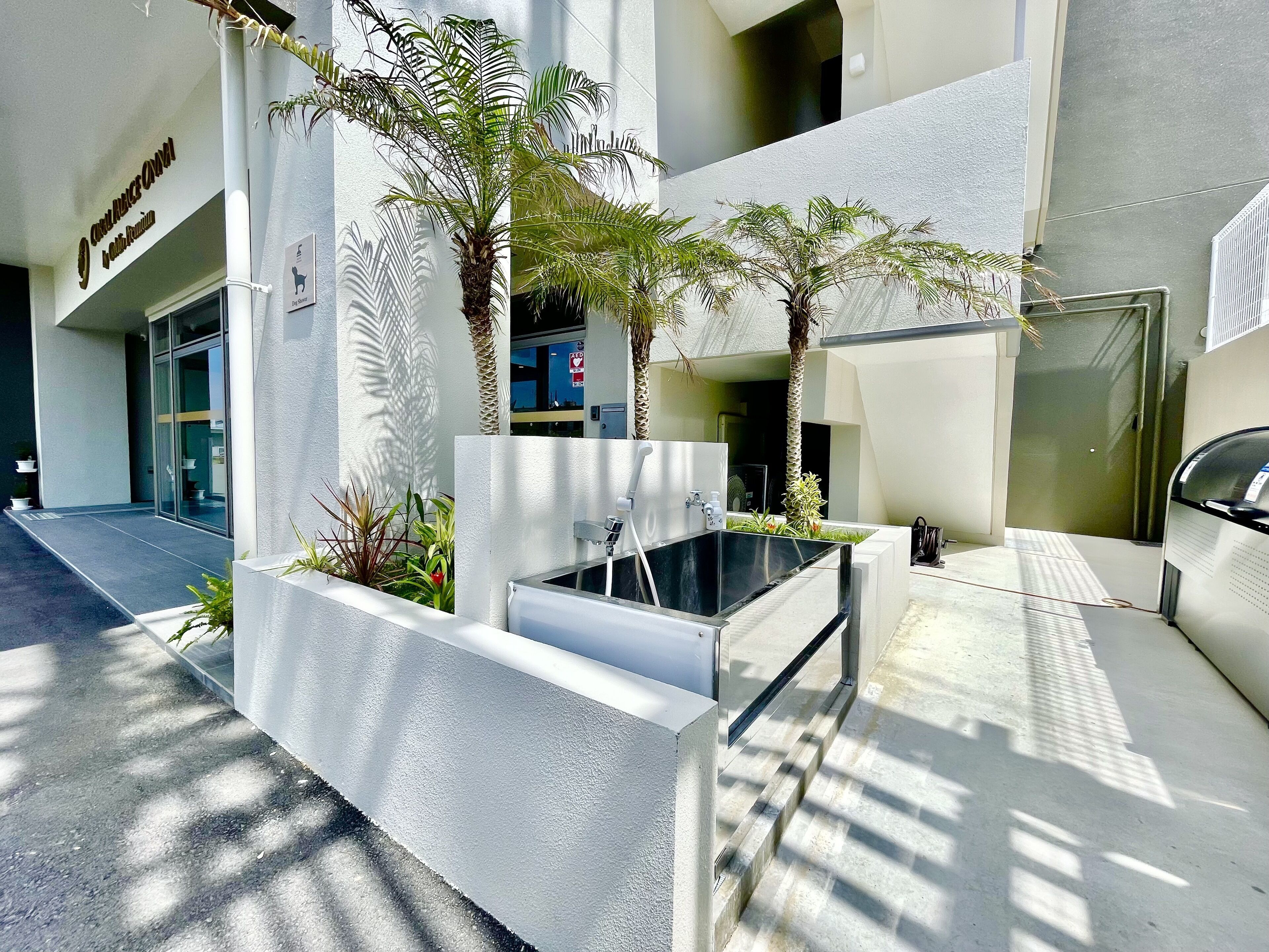 Coral Palace Onna by Sunset Avenue 0*