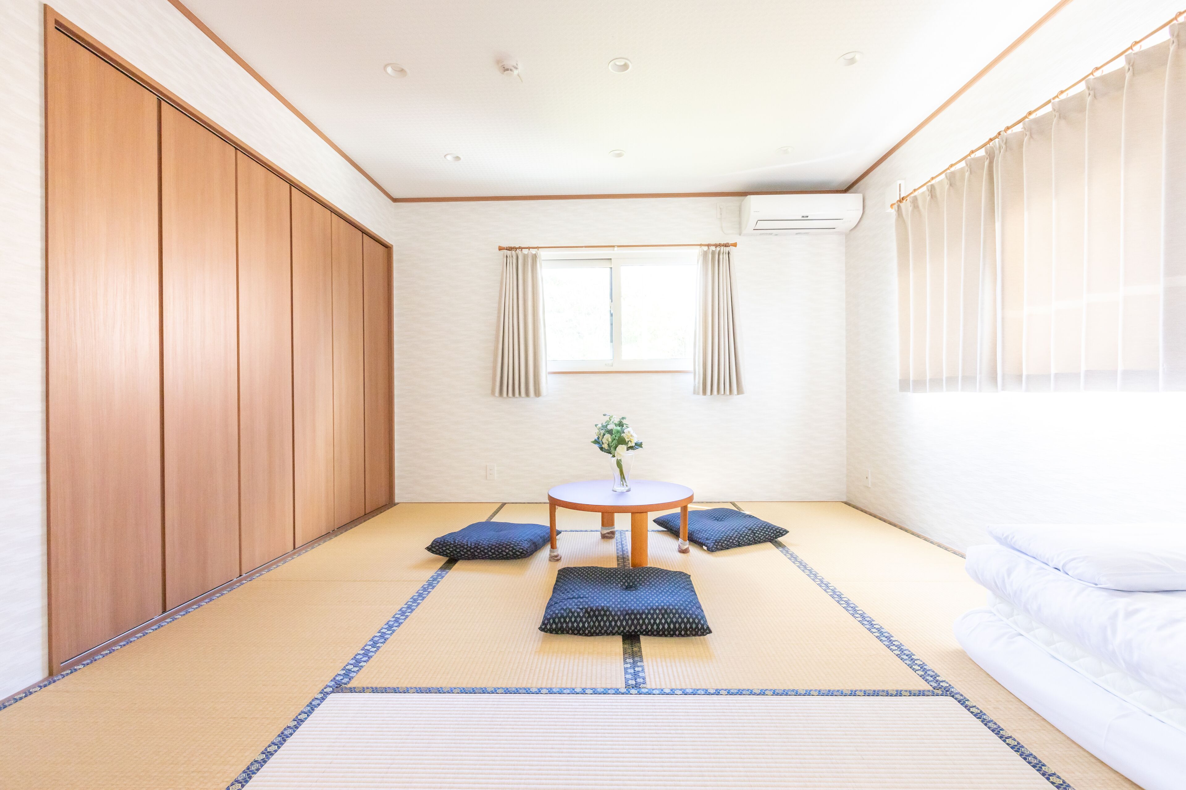SEASIDE HOUSE YASUTAKETEI 3*
