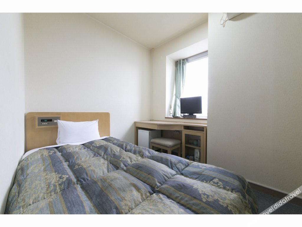 Toyohashi Business Hotel 2*