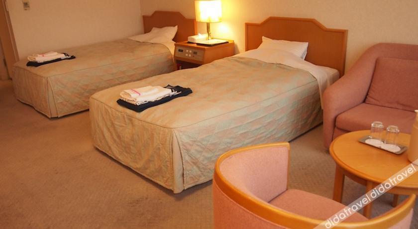 Aso Kumamoto Airport Hotel Eminence 3*