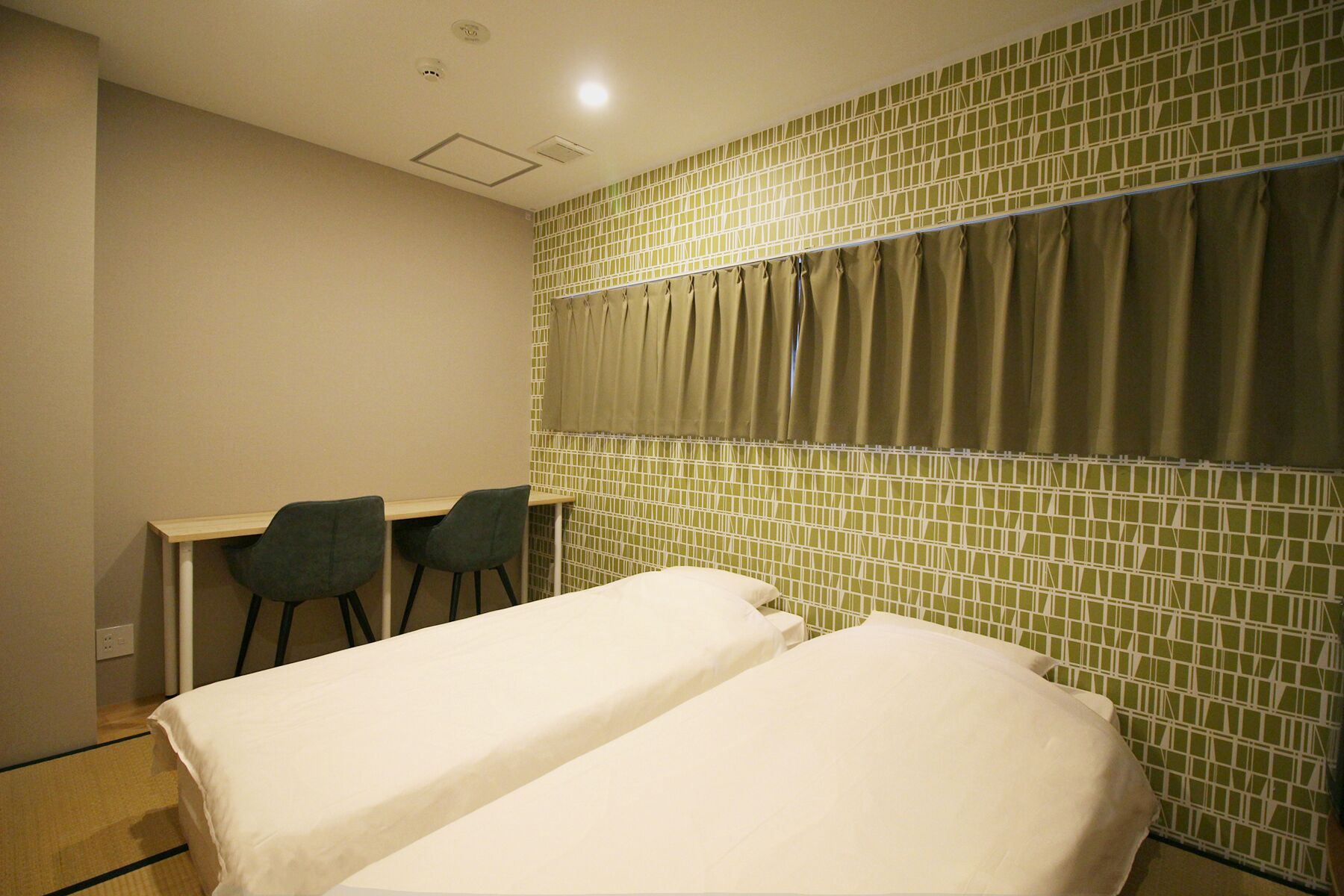 Hotel Hangout - Hostel 2*